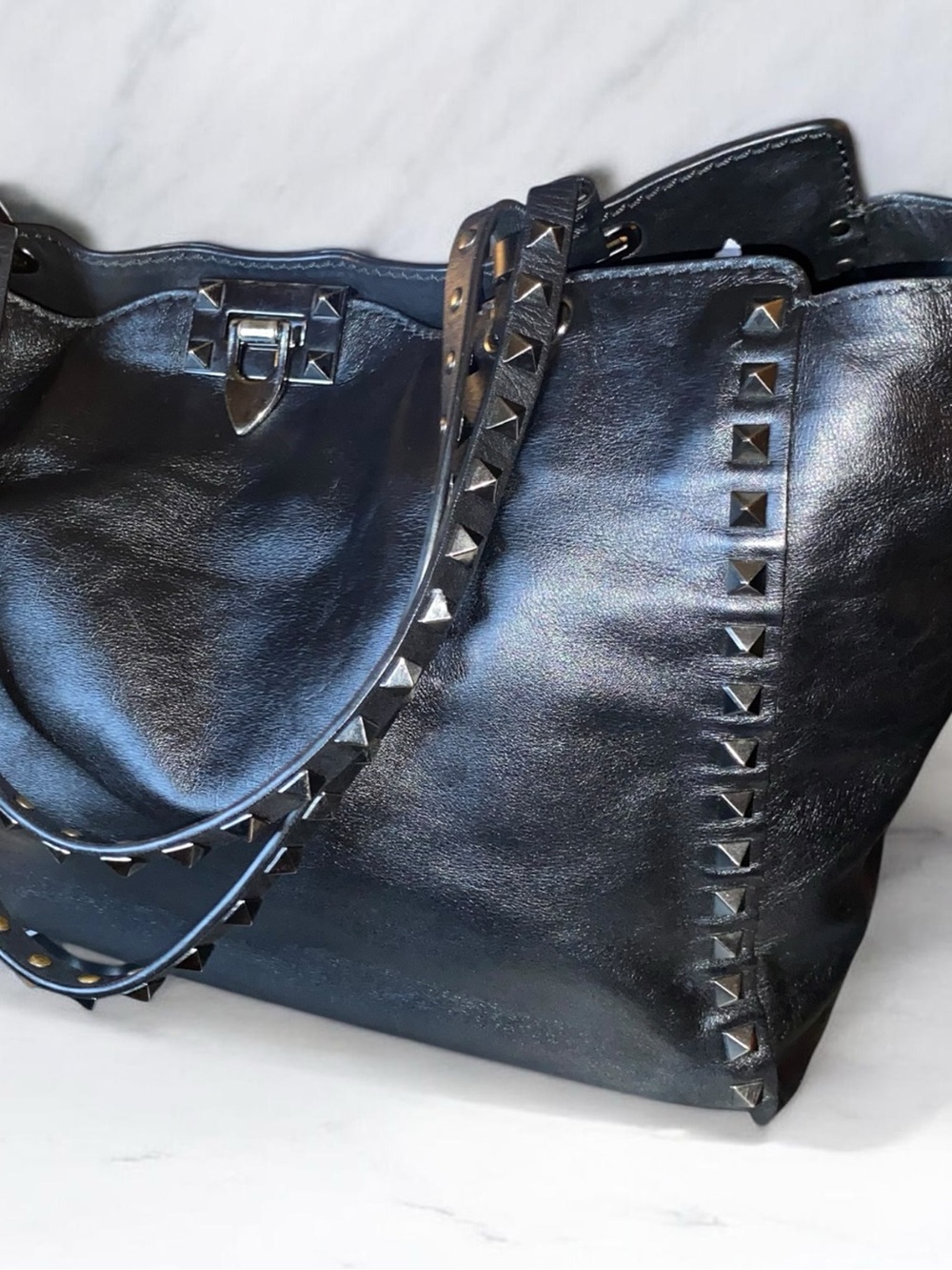 Valentino Garavani Black Leather Rockstud Noir Trapeze Tote Bag Large with COA